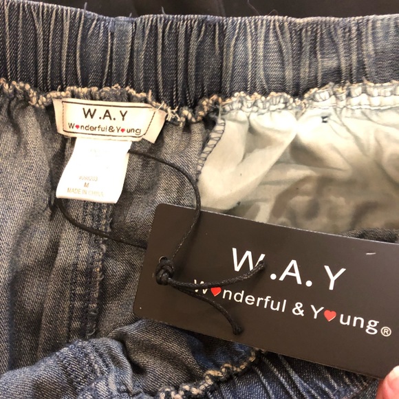 Hayley Jeans 👖 - Picture 10 of 14
